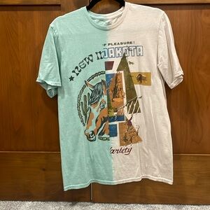 T shirt. XS. 100% cotton. Buckle.